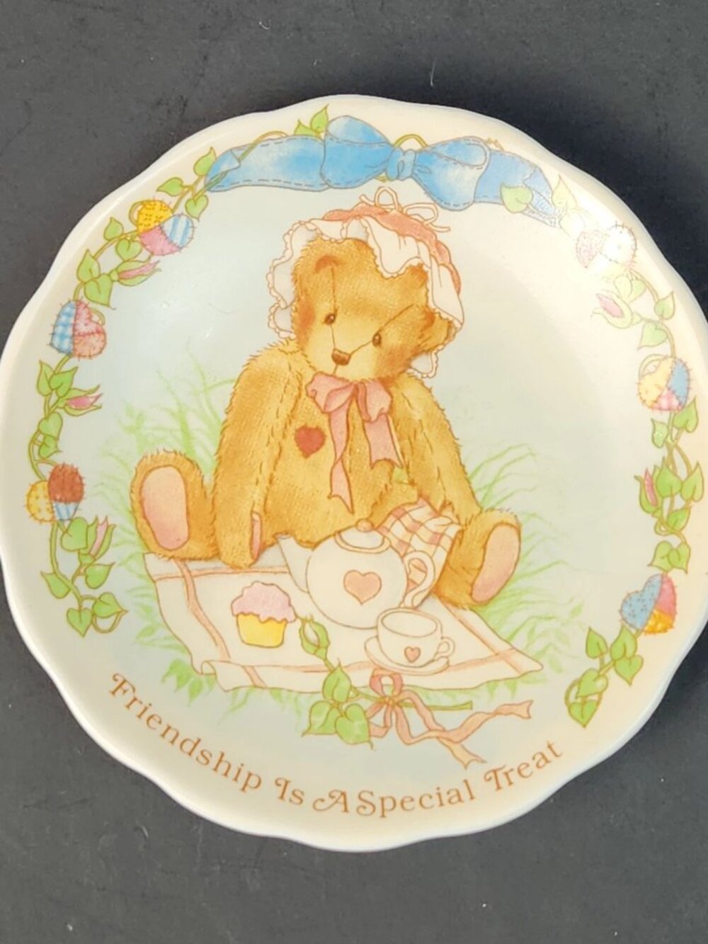 RARE Cherished Teddies Mini Collector Plate 3-1/4" Friendship is a Special Treat